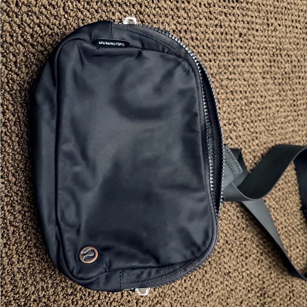 Black Fanny pack Bag - lululemon
